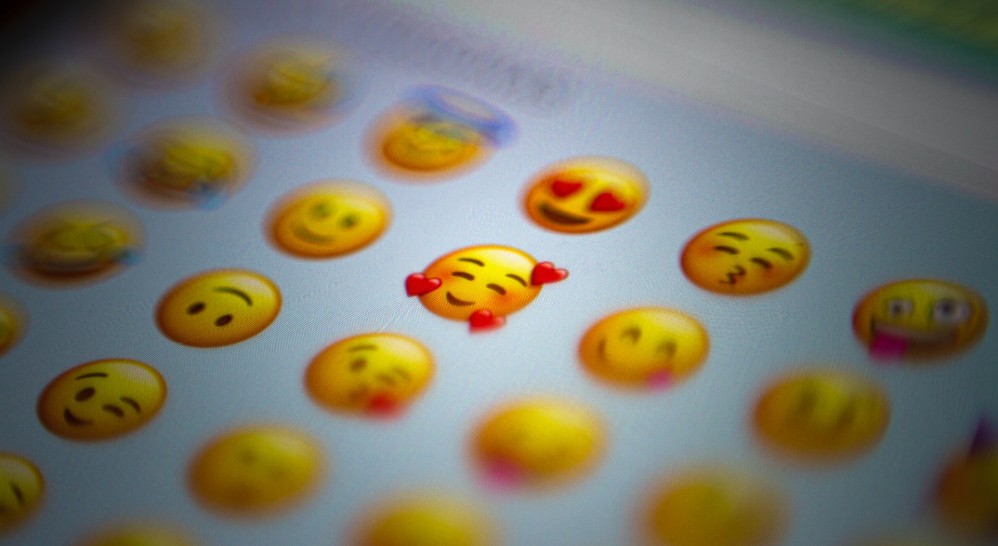 Bu Emoji Ne Anlama Geliyor? Emoji Yüz Anlamları Açıklandı