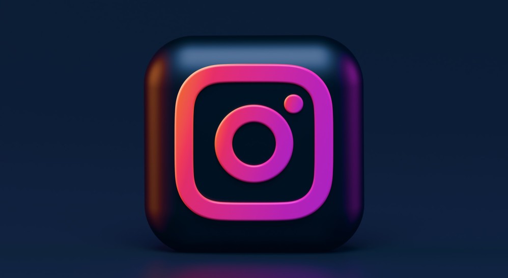 Instagram karanlık modu nasıl kullanılır